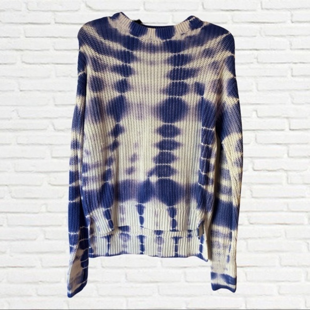 Cute Purple and White Tie Dye Sweater